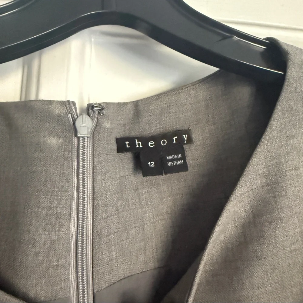 THEORY Light Gray Ruched Jarianna Wool Dress - Picture 6 of 10